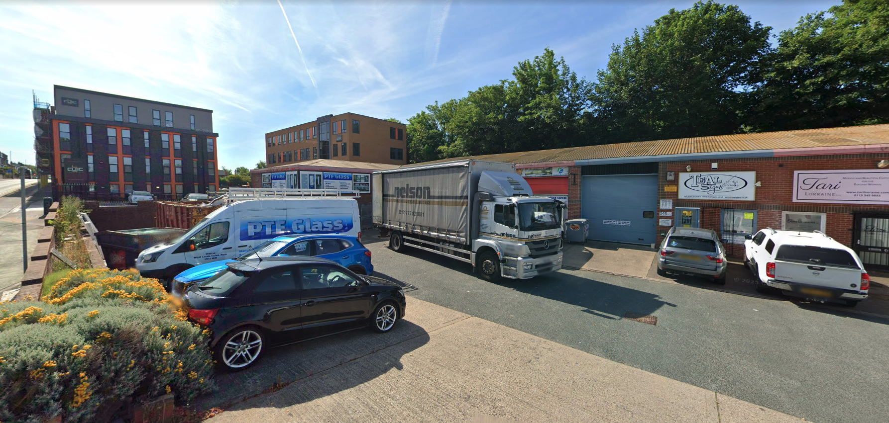 PTF Glass Trade Counter and Showroom